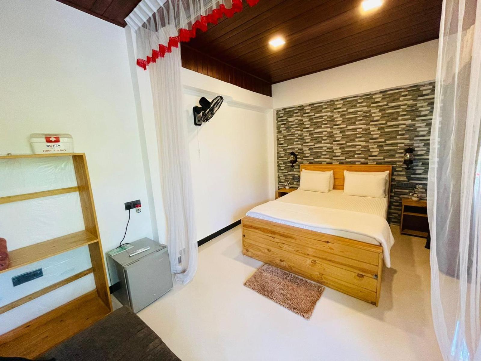 Dhanudi Homestay Ella Luaran gambar