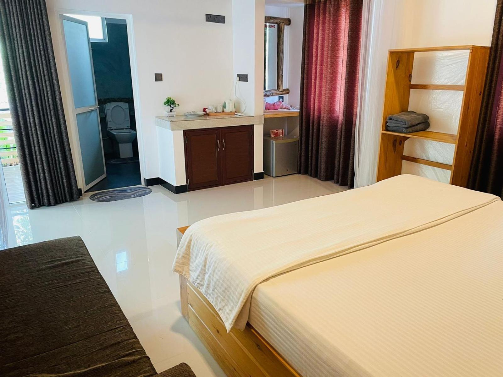 Dhanudi Homestay Ella Bilik gambar